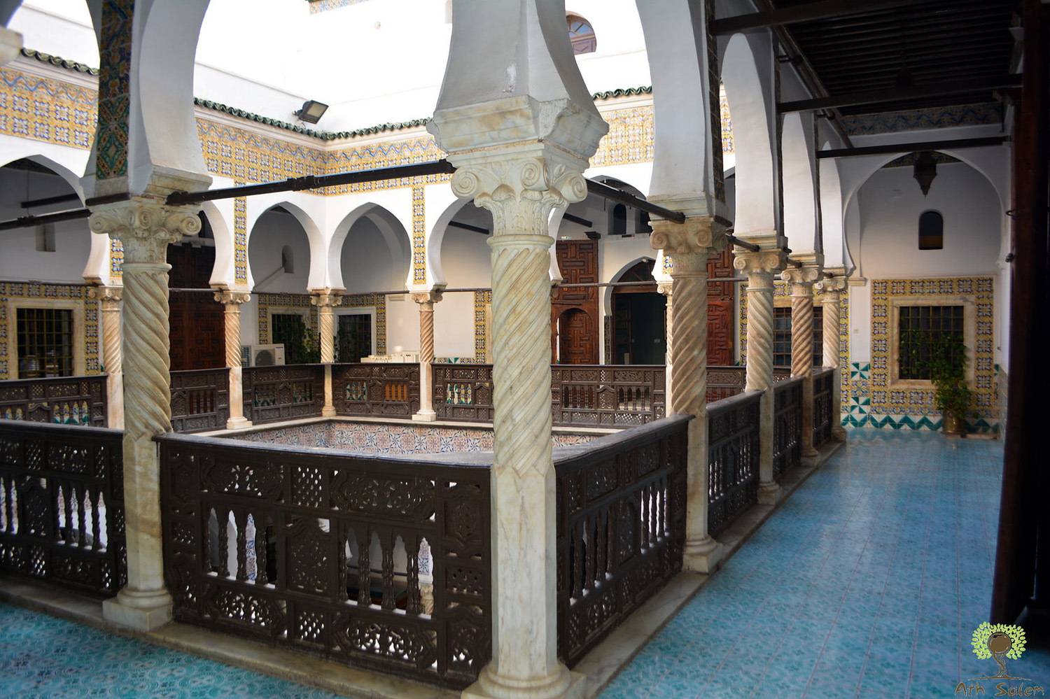 Confidences Nomades créateur de voyage en Algérie - Circuit Alger & Tipaza : Sur les traces de l'histoire romaine