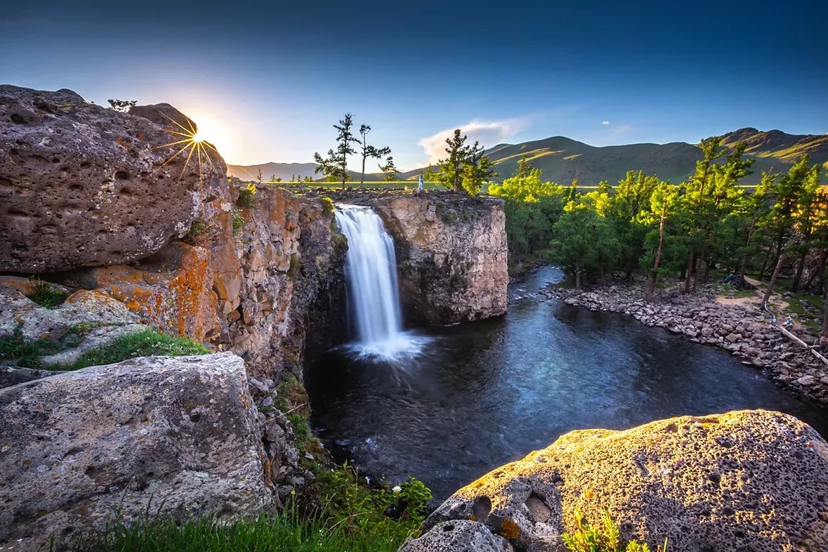 Confidences Nomades - Voyage chamanique en Mongolie 9 jours – Cheval, territoire et cascade de l’Orkhon